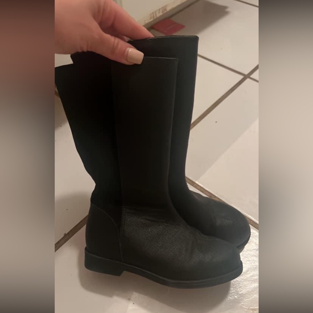 Black boots
